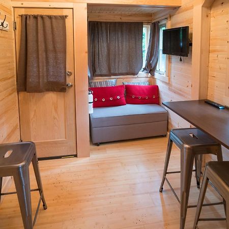 Mount Hood Village Atticus Tiny House 8 Welches Exteriör bild