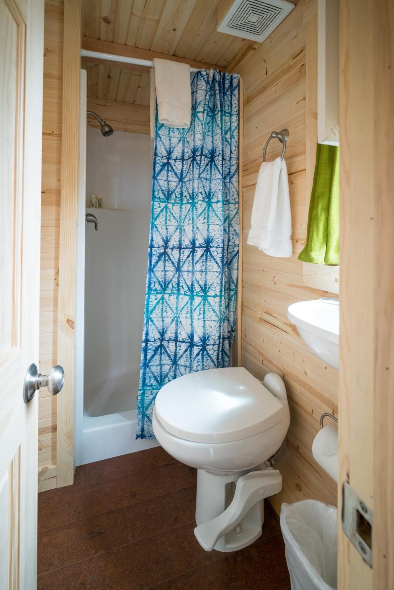 Mount Hood Village Atticus Tiny House 8 Welches Exteriör bild