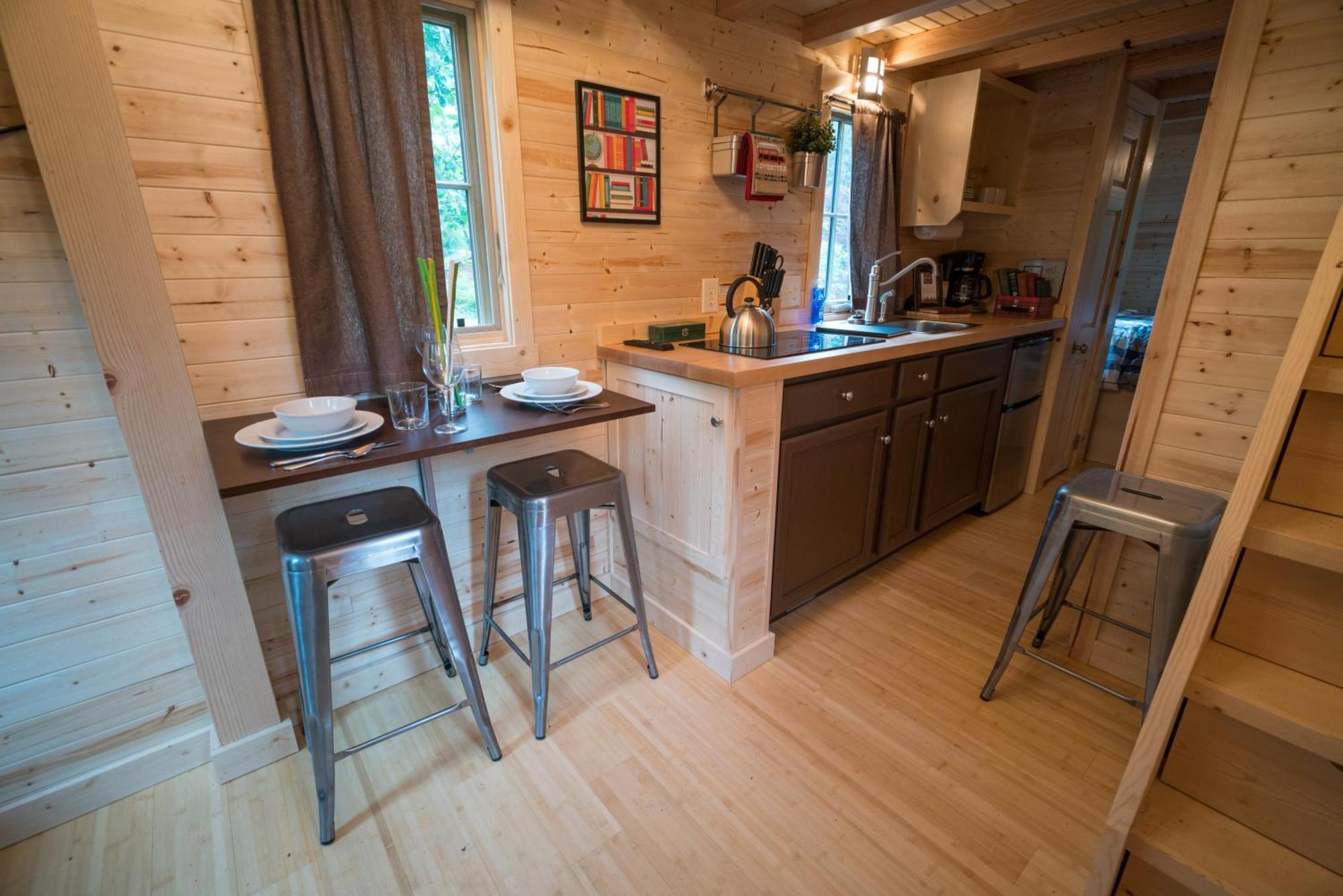 Mount Hood Village Atticus Tiny House 8 Welches Exteriör bild