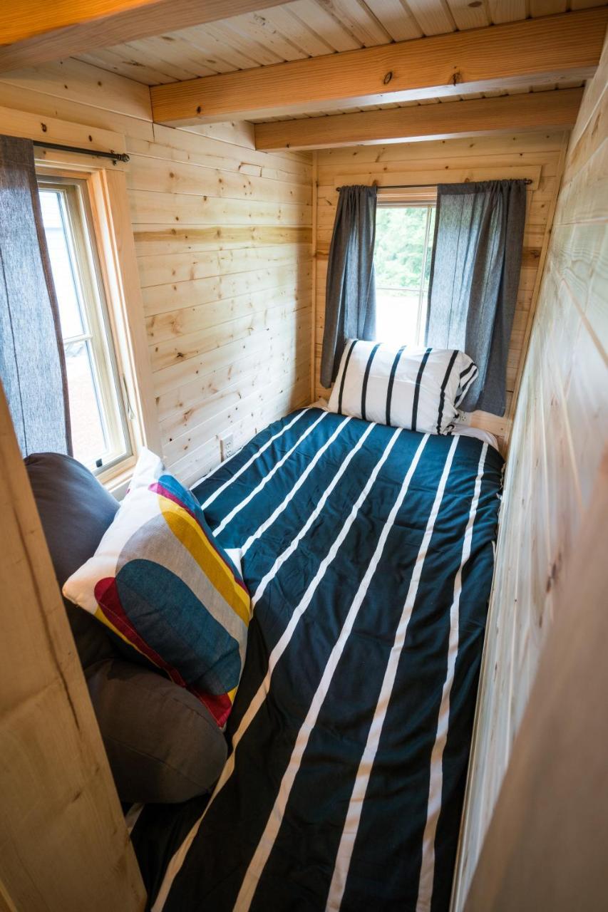 Mount Hood Village Atticus Tiny House 8 Welches Exteriör bild